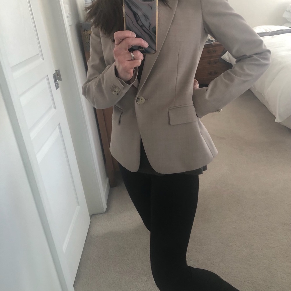 Theory Wool Blend Tan Blazer EUC